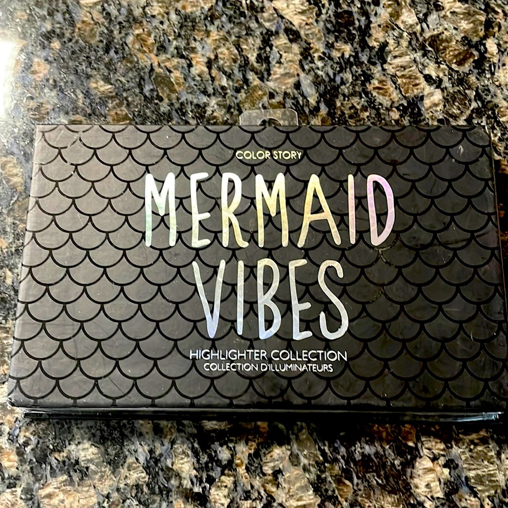 Color Story MERMAID VIBES Highlighter Collection Eyeshadow Palette